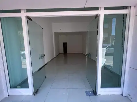 Local en Alquiler en Observatorio, $ 700.000