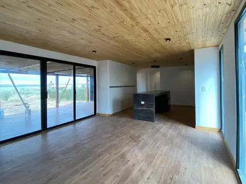Casa en Venta en Mari Menuco, USD 150.000
