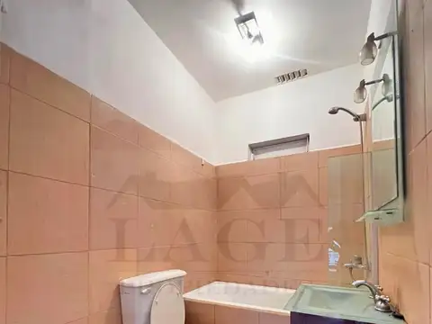 Valdenegro 4700 , Piso 1
