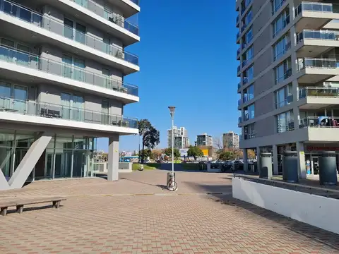 Av Carballo 122 Torre Barranca , Piso 1