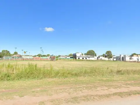 Lote 1100m2 sobre Av. Smith