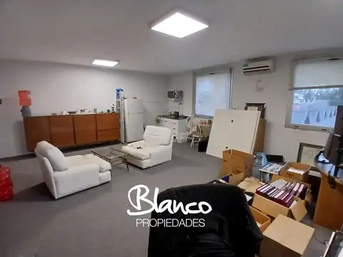 Oficina en Venta con 1 cochera