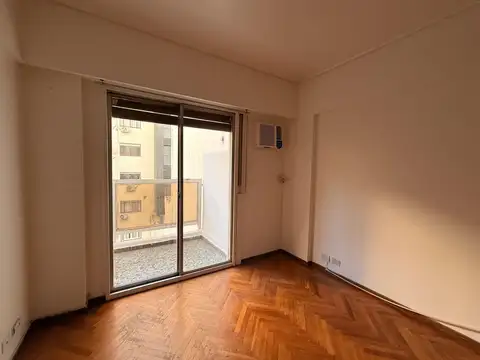 Departamento en Alquiler en Recoleta, $ 900.000