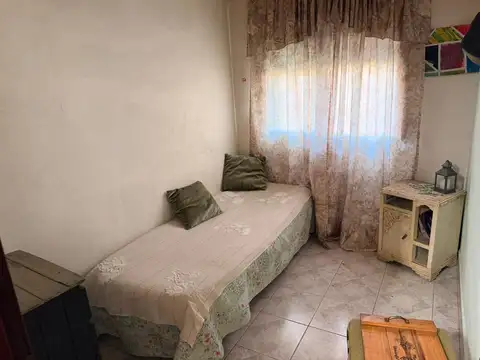 Depto Tipo Casa 4 ambientes con 1 baño