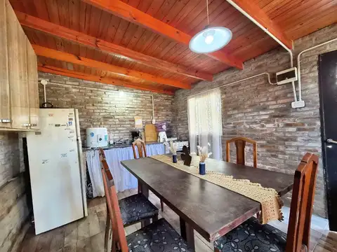 Casa 3 ambientes con 1 baño