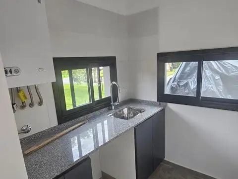 Casa en Venta en El Canton, USD 260.000