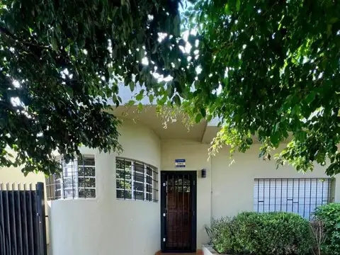 ALQUILER CASA DE 3 AMBIENTES EN SAN MIGUEL