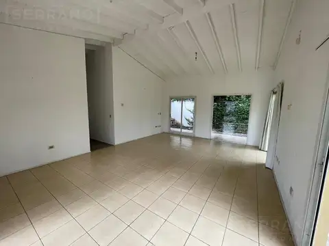Casa en Alquiler en El Atardecer, USD 1.900