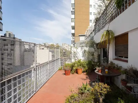 Jerónimo Salguero 2200