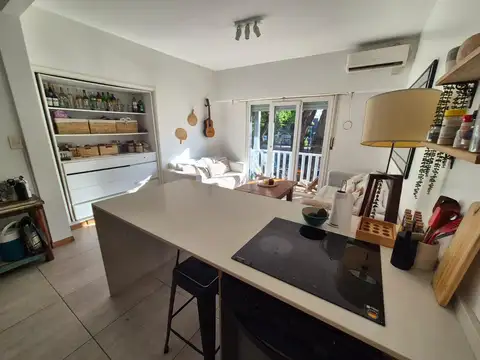 Depto Tipo Casa en Venta en Acassuso Vías  /  Libertador, USD 240.000