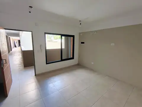 Departamento en Alquiler en Moron Sur, $ 550.000