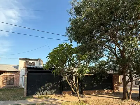 Hermosa casa de dos dormitorios en B° Legislativo