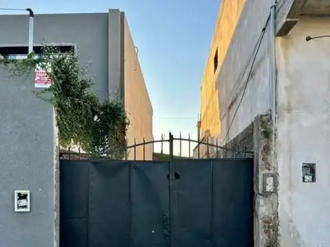 Galpon en Venta en Villa Dominico, USD 75.000