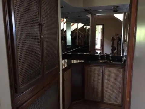 Casa en Venta al Este