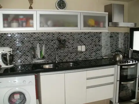 Casa en Alquiler Temporal con 1 cochera