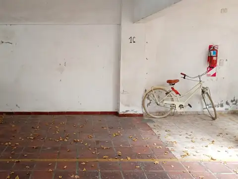 Depto Tipo Casa en Alquiler con 1 cocheras