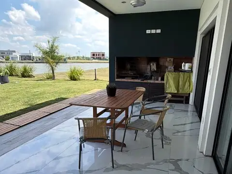 Casa en Venta 2 años