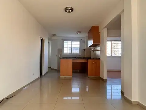 Departamento en Alquiler en Monte Castro, $ 950.000