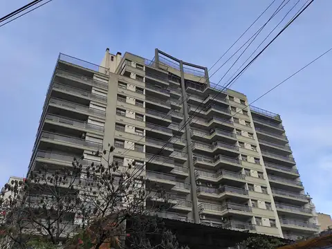 Departamento 3 Dormitorios y Dos Cocheras | San Martin 370