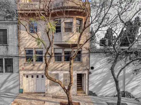 Casa de Epoca en barrio Martin