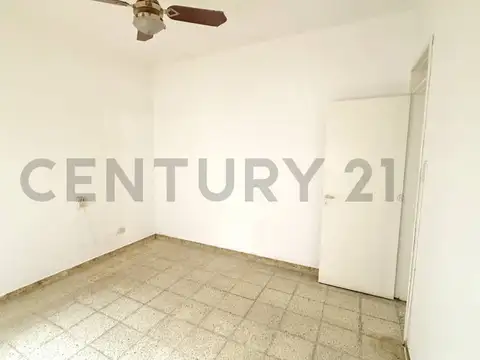 ALQUILER SOLO USO COMERCIAL- 3 DORM, AMPLIO LIVING- Venado Tuerto-