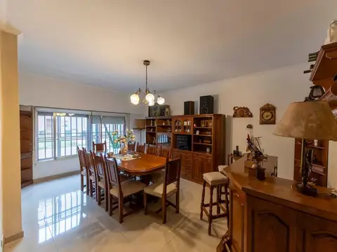 VENTA CASA 5 AMBIENTES LOMA HERMOSA