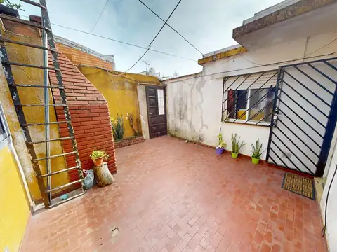 Depto Tipo Casa en Venta en Tablada, USD 44.000