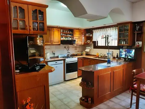 Casa en Venta en Morón, USD 195.000
