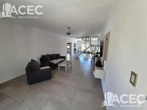 Venta - Casa - Cochera - Barrio Belgrano