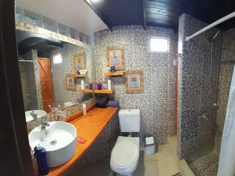 Casa 2 ambientes con 1 baño