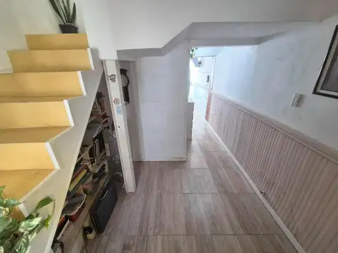 Depto Tipo Casa 2 ambientes con 1 baño