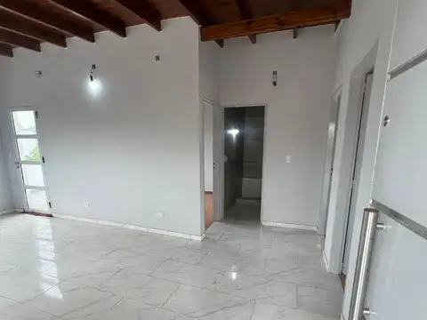 Depto Tipo Casa en Venta en General San Martín, USD 74.900