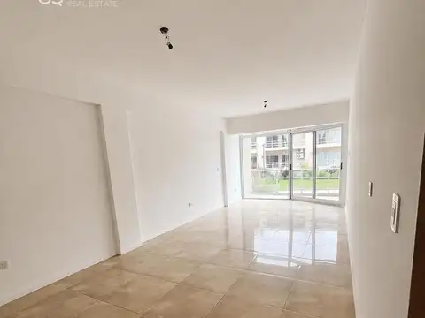 Departamento en Alquiler en Villa Rosa, $ 800.000