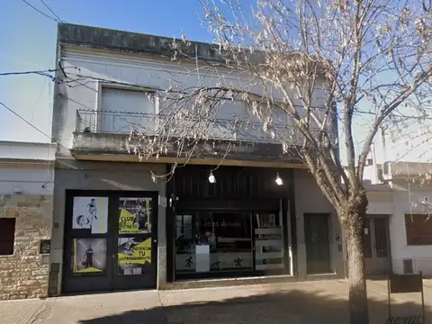 VENTA LOTE CASA CON LOCAL EN LA PLATA