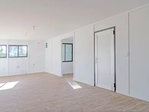 Depto Tipo Casa 4 ambientes con 2 baños