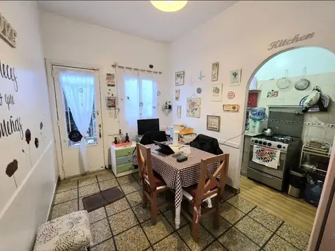 Depto Tipo Casa en Venta 40 años