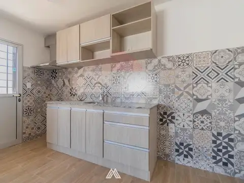 Casa 4 ambientes con 1 baño