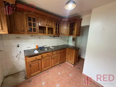Depto Tipo Casa 6 ambientes con 2 baños