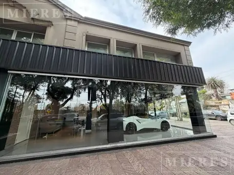 Excelente Local en alquiler de 377 m2 en Acassuso