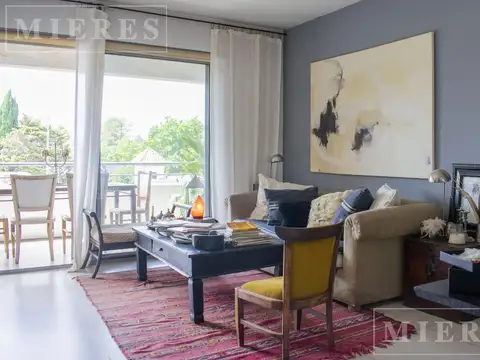 Departamento de tres ambientes en venta en Condominio Civis