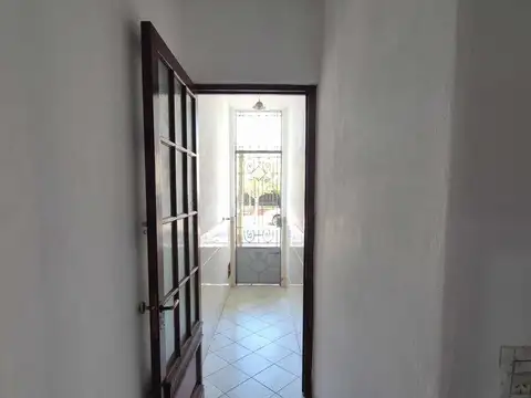 Casa 6 ambientes con 4 baños