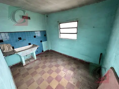Depto Tipo Casa en Venta 50 años