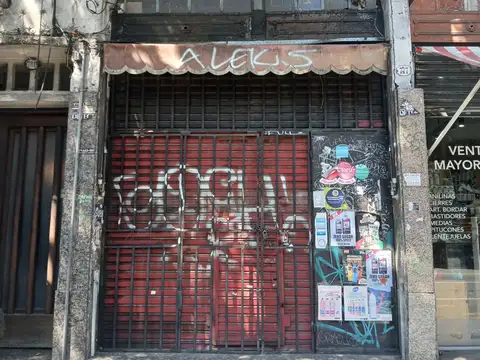 Avenida Raúl Scalabrini Ortiz 700