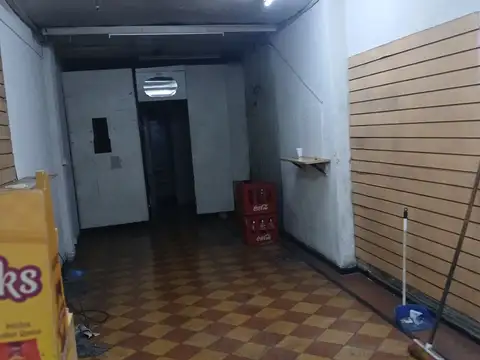 Local en Alquiler Via Púb.