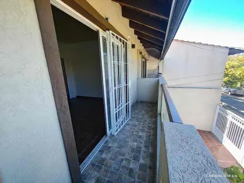 Venta Duplex 3 ambientes Ramos Mejía