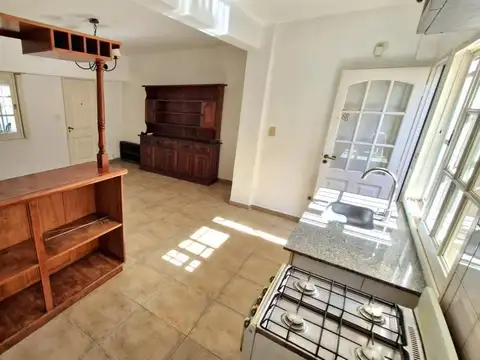 Depto Tipo Casa 3 ambientes con 1 baño