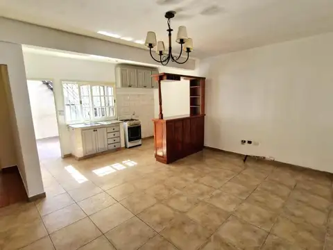 Depto Tipo Casa en Venta de 3 ambientes