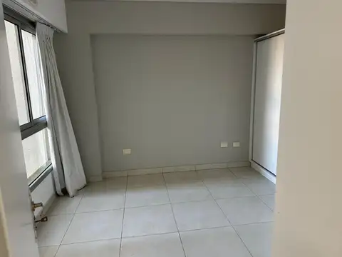 Oficina 2 ambientes con 1 baño