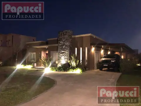 Casa en Venta en Villanueva, USD 330.000