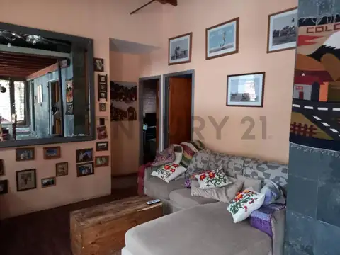 Casa 4 ambientes con 1 baño